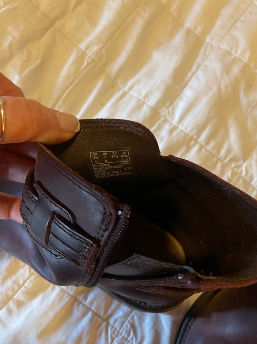Women's Clarks Collection size 7 in EUC - Picture 7 of 8